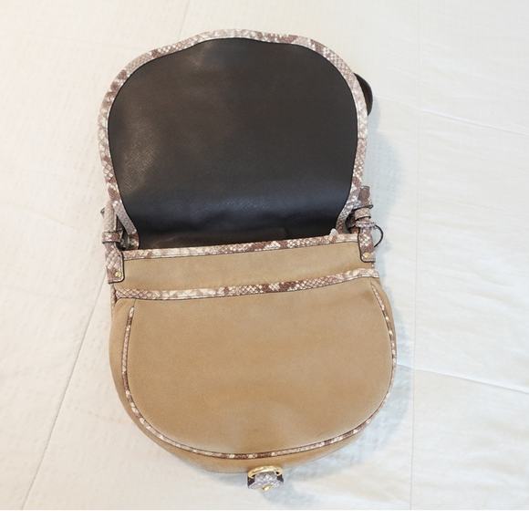 Michael Kors Tan and Snake Print Shoulder Bag - Picture 7 of 9